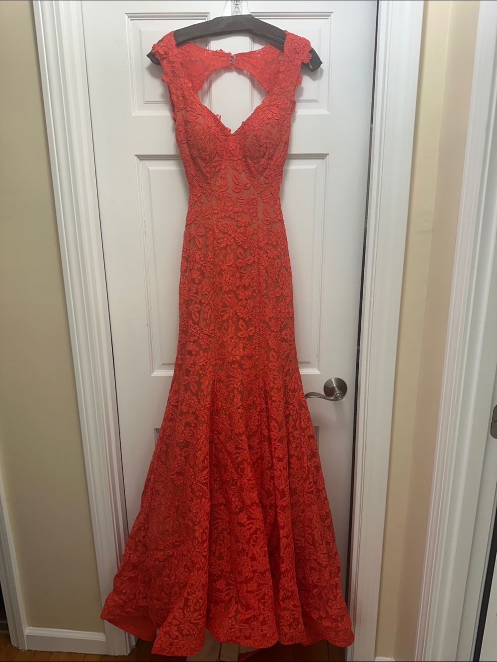 La Femme lace dress. Literally worn once! Like new!